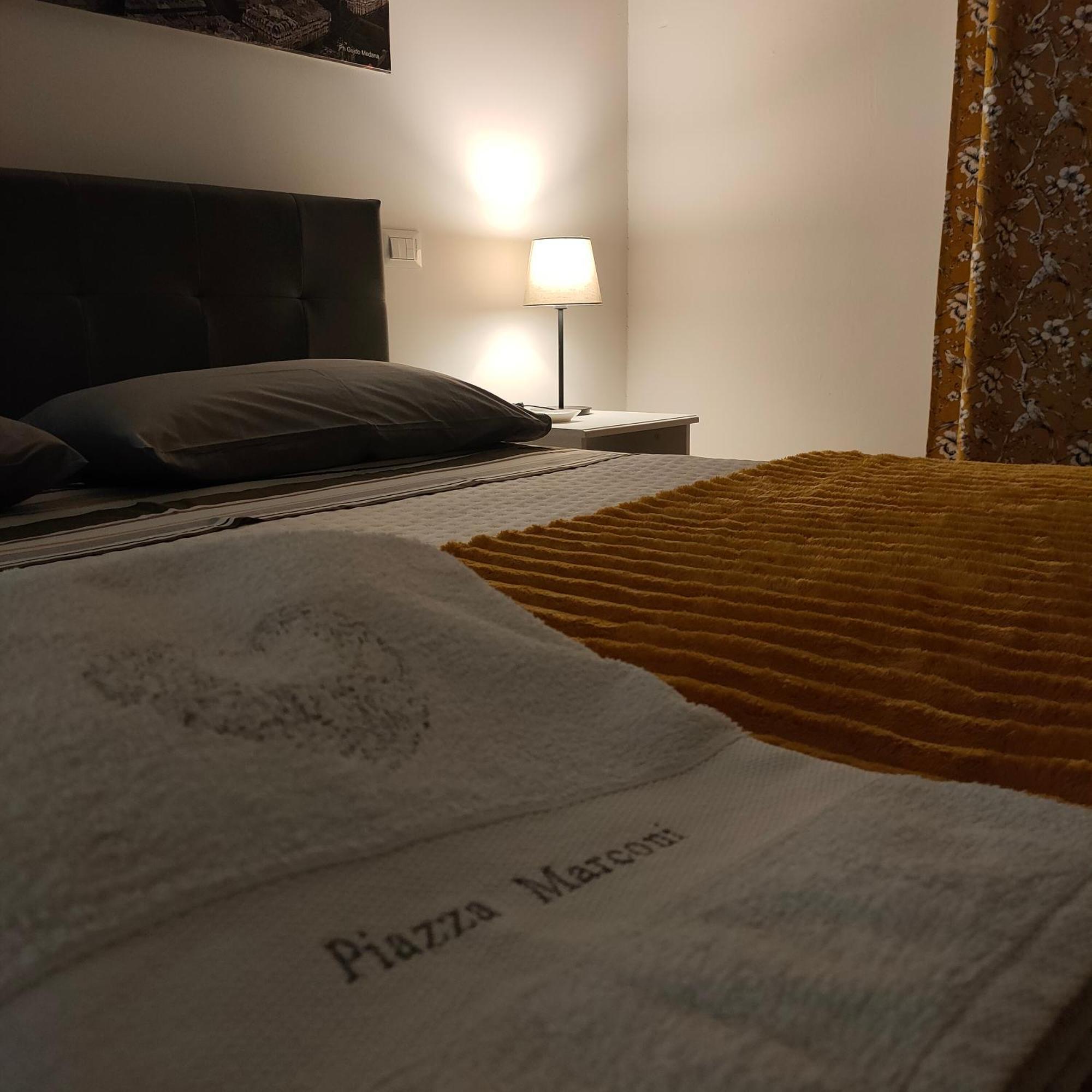 Casa Vacanza Piazza Marconi วัลดอบเบียเดเน ภายนอก รูปภาพ