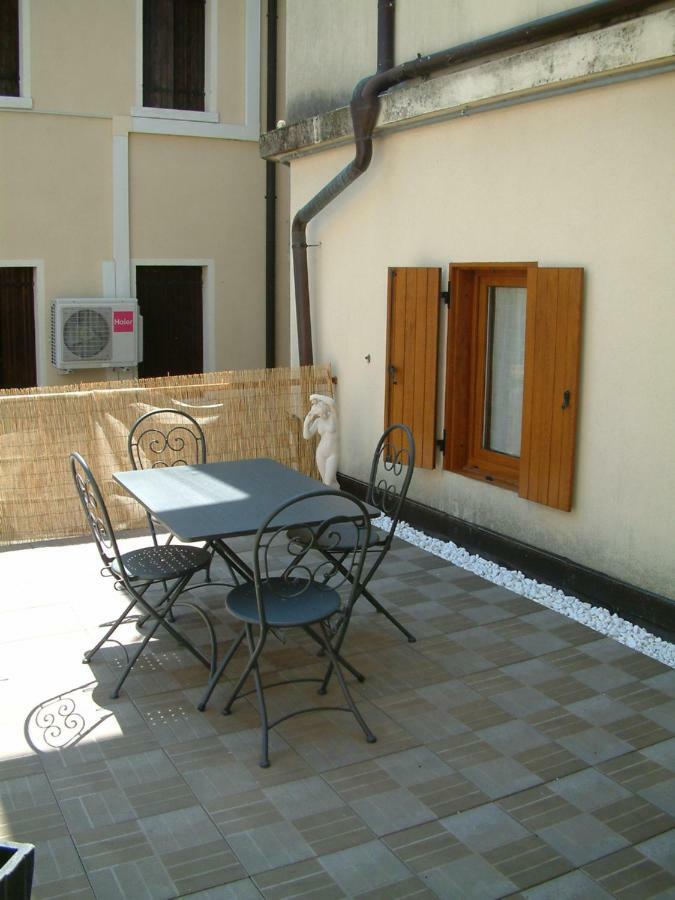 Casa Vacanza Piazza Marconi วัลดอบเบียเดเน ภายนอก รูปภาพ